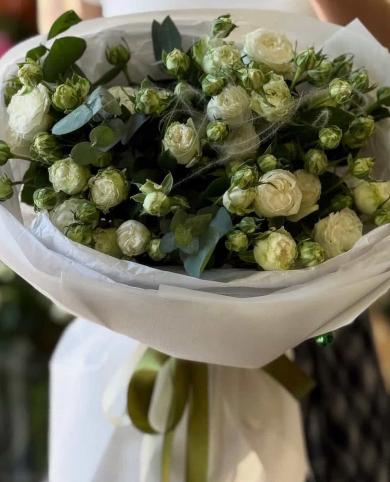 Green spray roses