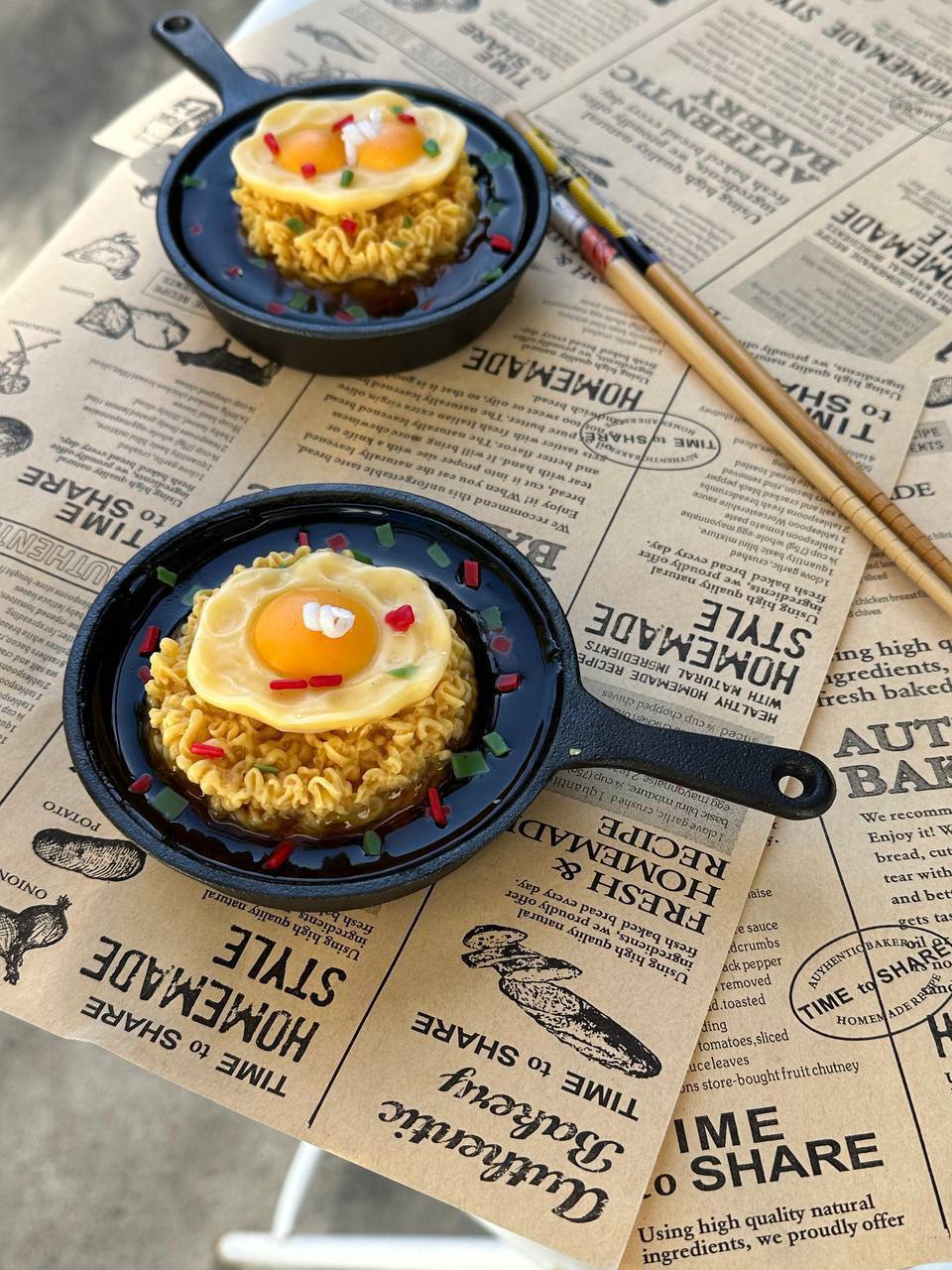 Ramen in Skillet Candle